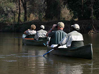 Sausage Tree Camp: Kanusafari