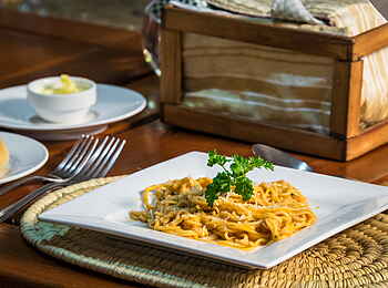 Losokwan Camp: Pasta