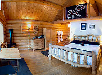 Tweedsmuir Park Lodge: Flair der Blockhütten