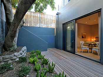 Tree House Boutique Hotel: Herb Garden Suite Tree House Boutique Hotel: Herb Garden Suite