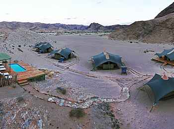 Hoanib Valley Camp: Das Camp aus der Vogelperspektive Hoanib Valley Camp: Das Camp aus der Vogelperspektive