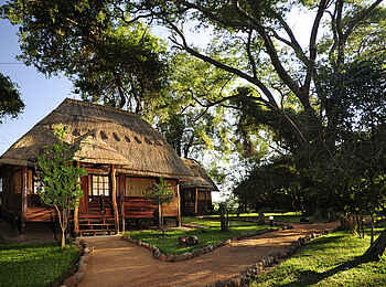 Kafunta River Lodge: Zugang zu einem Gästechalet