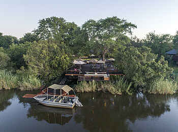 Mukwa River Lodge: Die Lage am Fluss