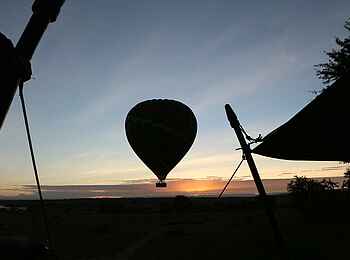 Olakira Camp: Heißluftballon Olakira Camp: Heißluftballon