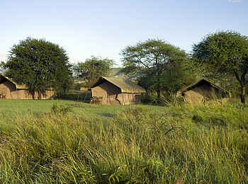 Ronjo Camp: Gästezelte mit doppeltem Dach