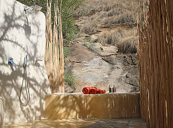 Saruni Samburu: Außendusche