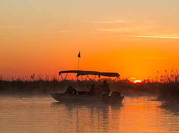 Kanana Camp: Bootstour bei Sonnenuntergang
