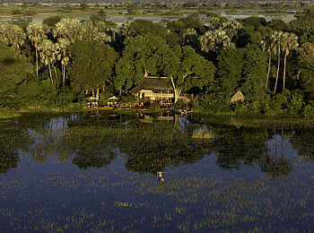 Jacana Camp: Blick aus der Luft zum Camp Jacana Camp: Blick aus der Luft zum Camp