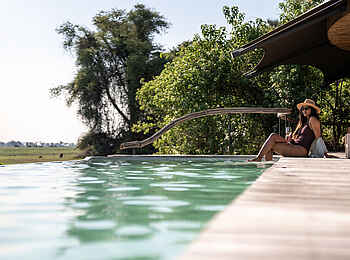 Mombo Camp: Pooldeck