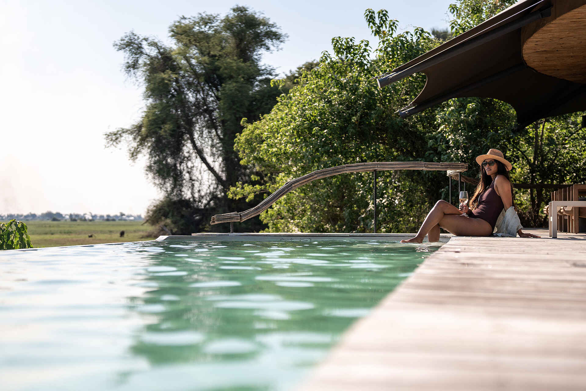 Mombo Camp: Pooldeck