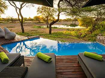 Onguma Tented Camp: Pool mit Ausblick in die Natur