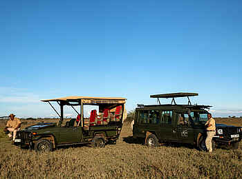Serengeti Sametu Camp: Game Drive Serengeti Sametu Camp: Game Drive