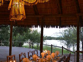 Chobe Bakwena Lodge: Speisesaal