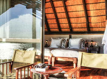 Chobe Savanna Lodge: Chalet Lounge