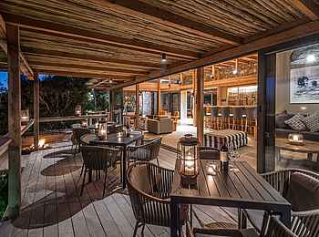 Kariega Ukhozi Lodge: Auf der Terrasse Kariega Ukhozi Lodge: Auf der Terrasse