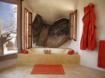 Saruni Samburu: Luxus-Badewanne