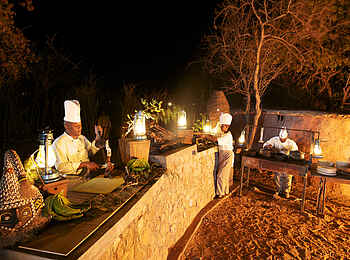 Tarangire Treetops: Dinnervobereitung