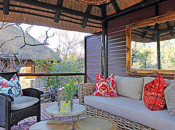 Camp Ndlovu: Die Veranda in Suite 5 Camp Ndlovu: Die Veranda in Suite 5