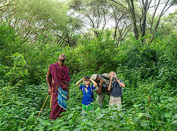 andBeyond Lake Manyara Tree Lodge: Wanderung mit Kindern
