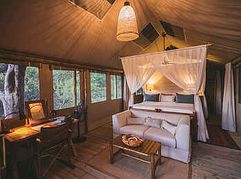 Camp Xakanaxa: Safari Tent Bett