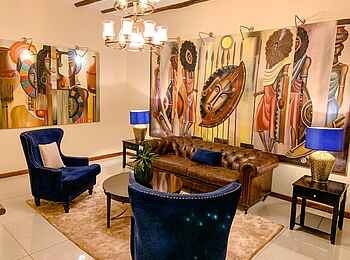 No. 5 Boutique Hotel: Loungebereich No. 5 Boutique Hotel: Loungebereich