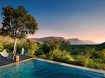 Marataba Mountain Lodge: Pool im Sonnenuntergang Marataba Mountain Lodge: Pool im Sonnenuntergang
