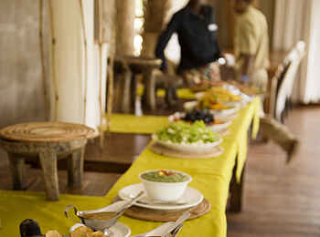 Sayari Camp: Lunchbuffet Sayari Camp: Lunchbuffet