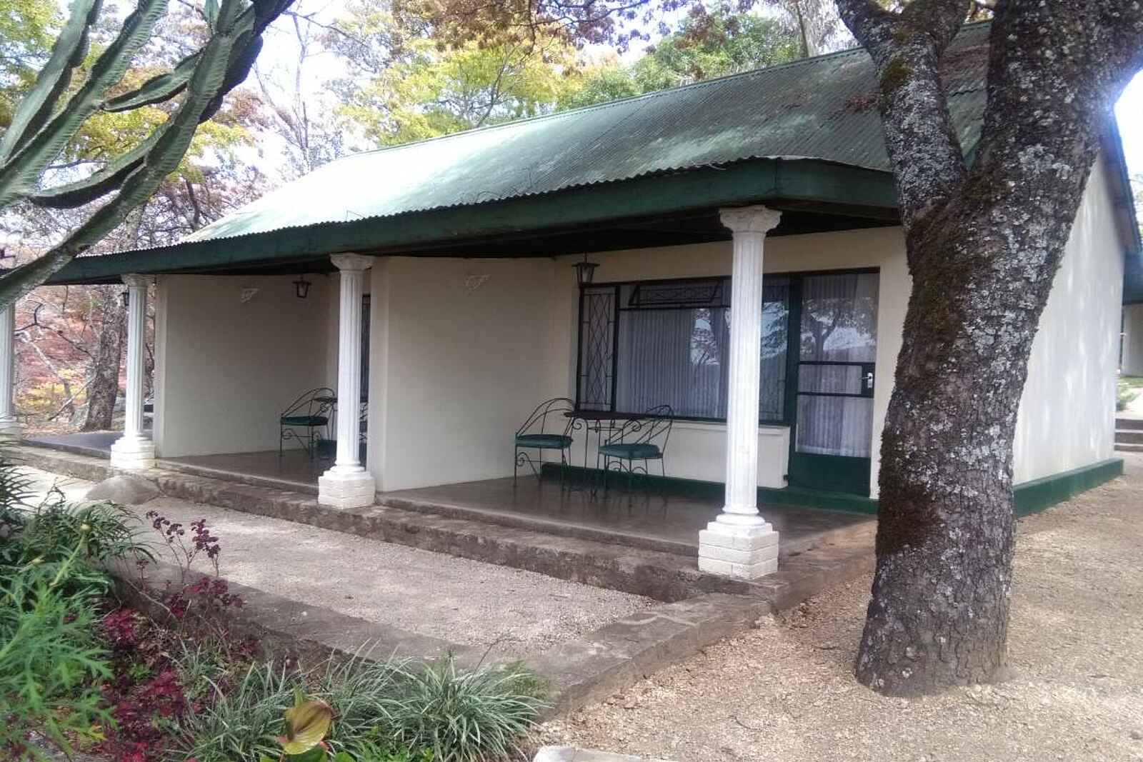 Clever's Lake View Resort: Externer Zimmerblock Clever's Lake View Resort: Externer Zimmerblock