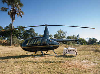 Belmond Eagle Island Lodge: Landung des Helikopters Belmond Eagle Island Lodge: Landung des Helikopters