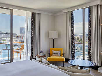 One and Only Cape Town Hotel: Marina Harbour Room One and Only Cape Town Hotel: Marina Harbour Room