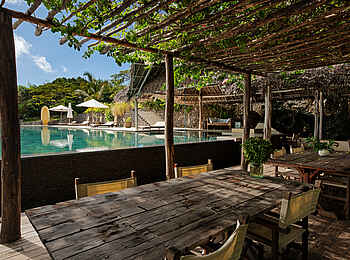 Qambani Luxury Resort: Blick auf den Pool