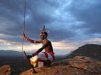 Saruni Samburu: Traditioneller Krieger
