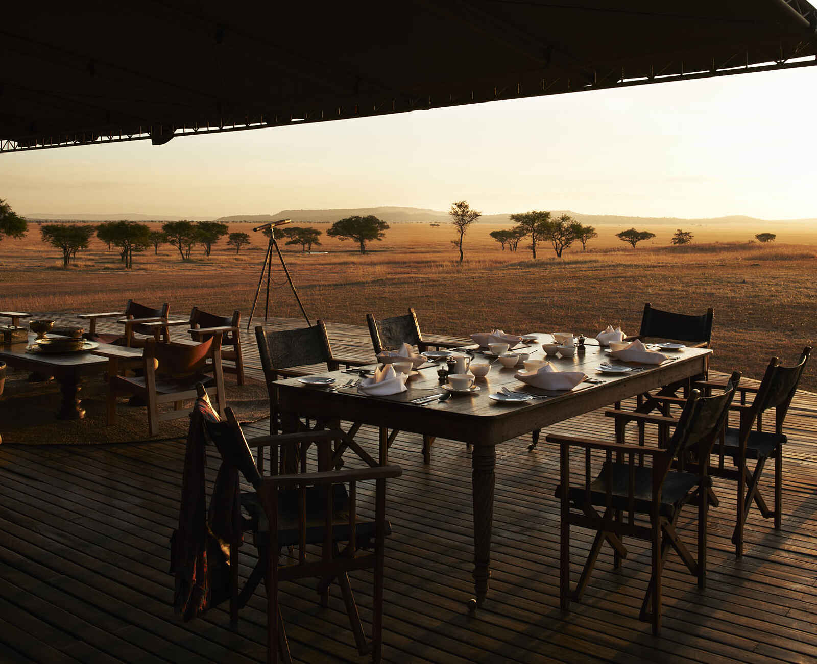 Singita Sabora Tented Camp: Frühstücksdeck Singita Sabora Tented Camp: Frühstücksdeck