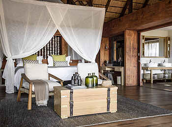 Sanctuary Chief's Camp: Schlafzimmer und Badezimmer