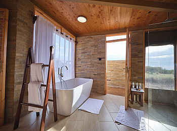 Elephant Gorge Camp: Suite Badezimmer