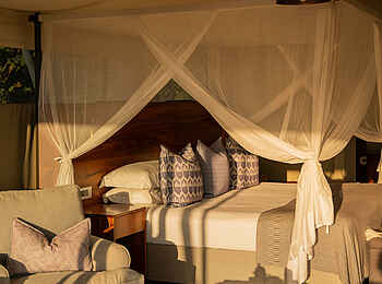 Fothergill Island Luxury Camp: Lake Suite Bett