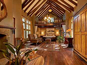 Giraffe Manor: Finch Hatton Suite Wohnbereich Giraffe Manor: Finch Hatton Suite Wohnbereich