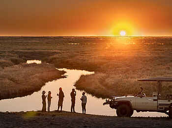 Linyanti Expeditions: Sun Downer Linyanti Expeditions: Sun Downer