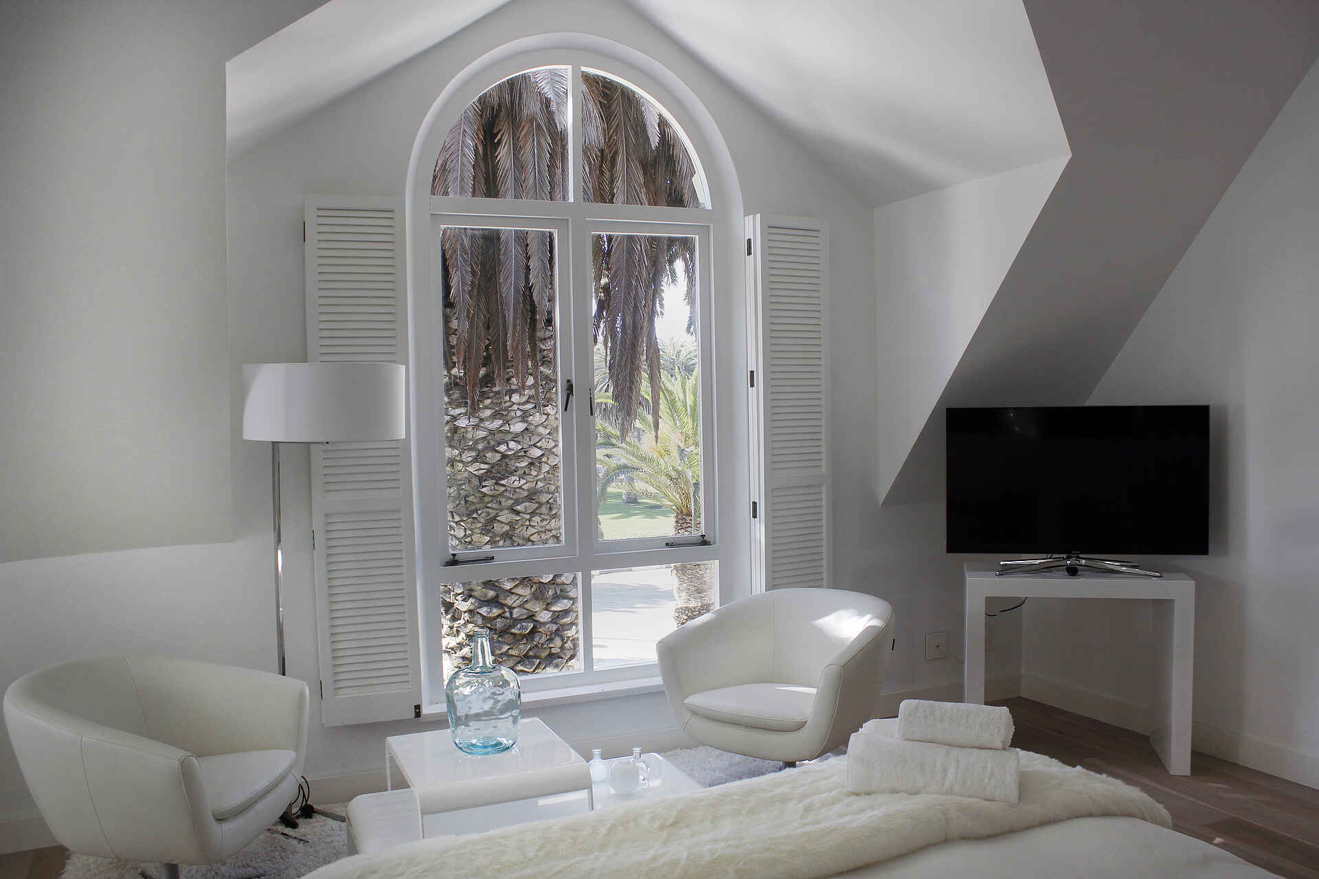 Swakopmund Luxury Suites: Honeymoon Suite Fenster zum Hof