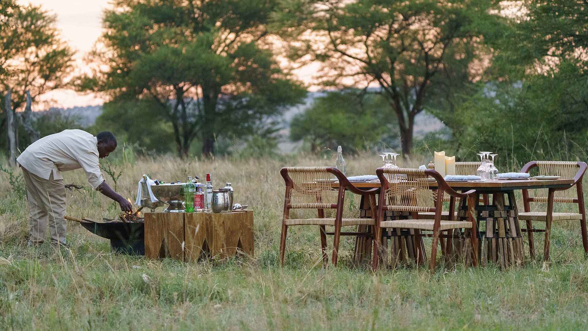 Warangi Ridge Lodge: Buschdinner
