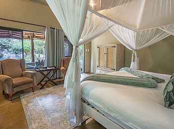 Kambaku Safari Lodge Südafrika: Blick aus einem King Chalet Kambaku Safari Lodge Südafrika: Blick aus einem King Chalet