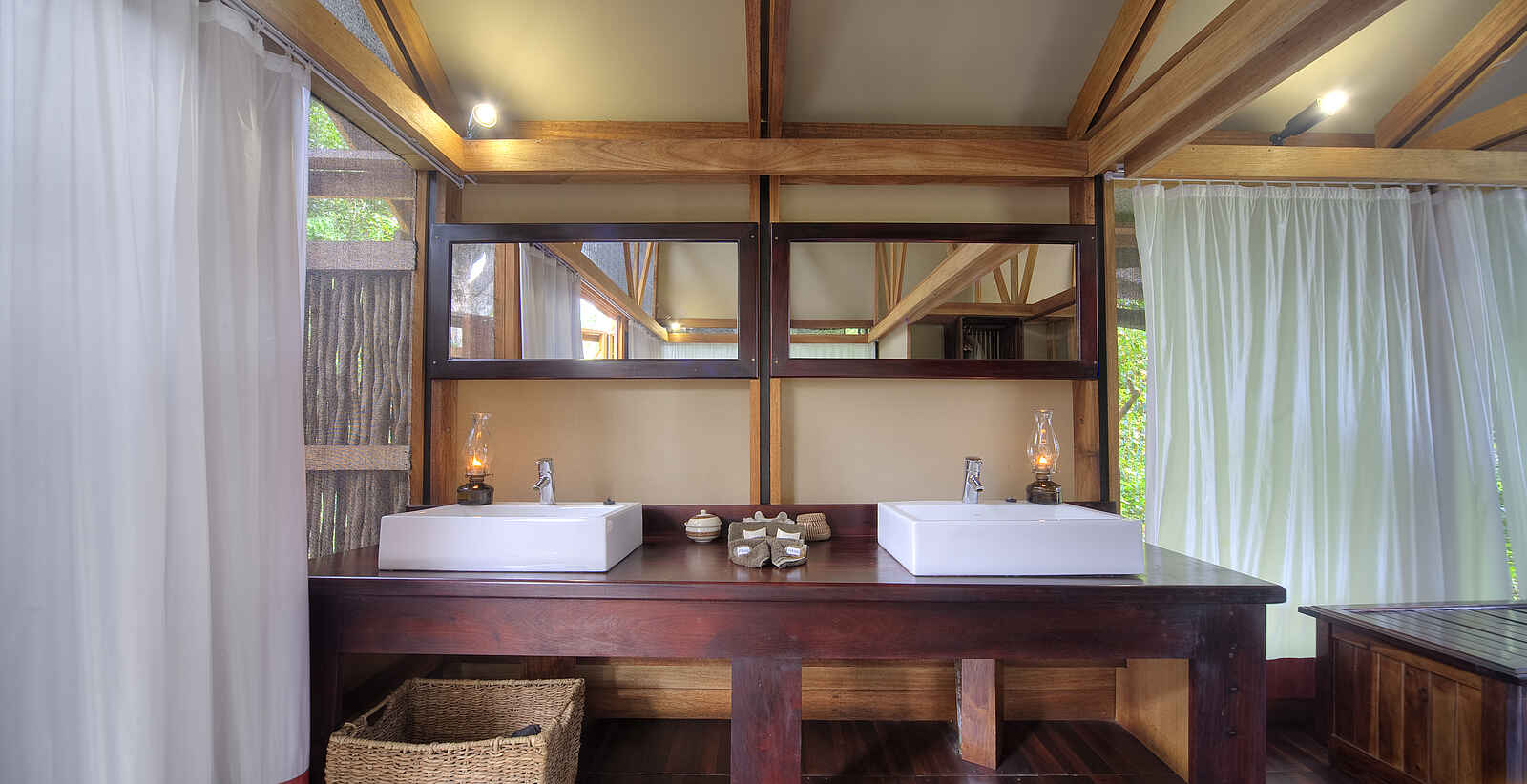 Lebala Camp: Doppelwaschtisch Lebala Camp: Doppelwaschtisch