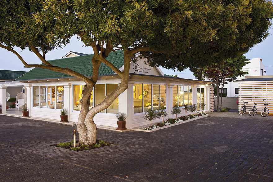 Swakopmund Guesthouse: Galeriefenster Swakopmund Guesthouse: Galeriefenster