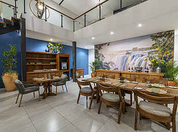 Waterfalls Lodge: Dinner