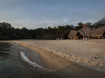 Greystoke Mahale: Kangwena Beach