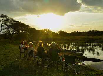 Grumeti Hills Camp: Sundowner