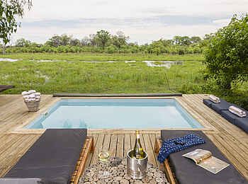 MmaTsebe Tented Camp: Pool mit Ausblick