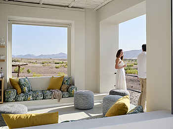 Okahirongo Elephant Lodge: Überdachte Terrasse Okahirongo Elephant Lodge: Überdachte Terrasse