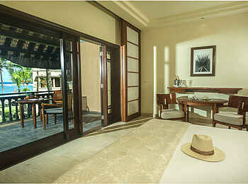 Shanti Maurice Resort & Spa: Eine Junior Suite mit Lagoonview