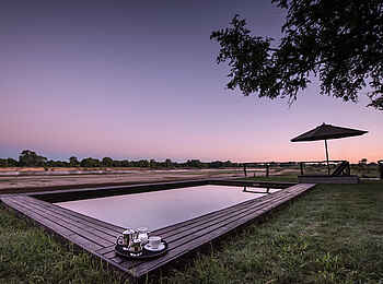 Shawa Luangwa Camp: Poolbereich Shawa Luangwa Camp: Poolbereich